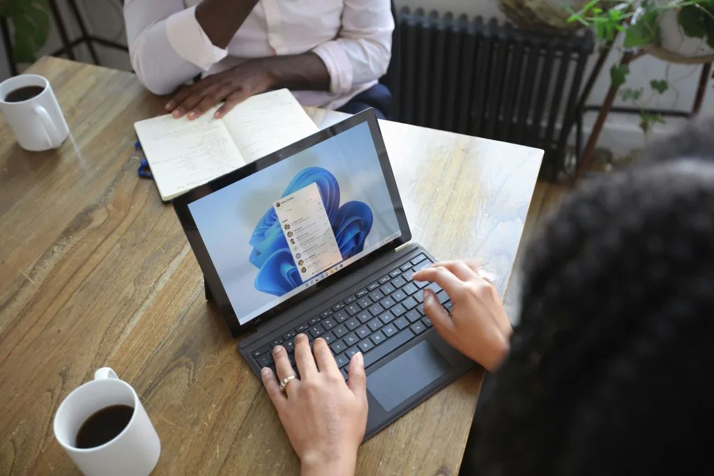 ITD Consulting analiza las normas de Microsoft sobre modelos de inteligencia artificial avanzados